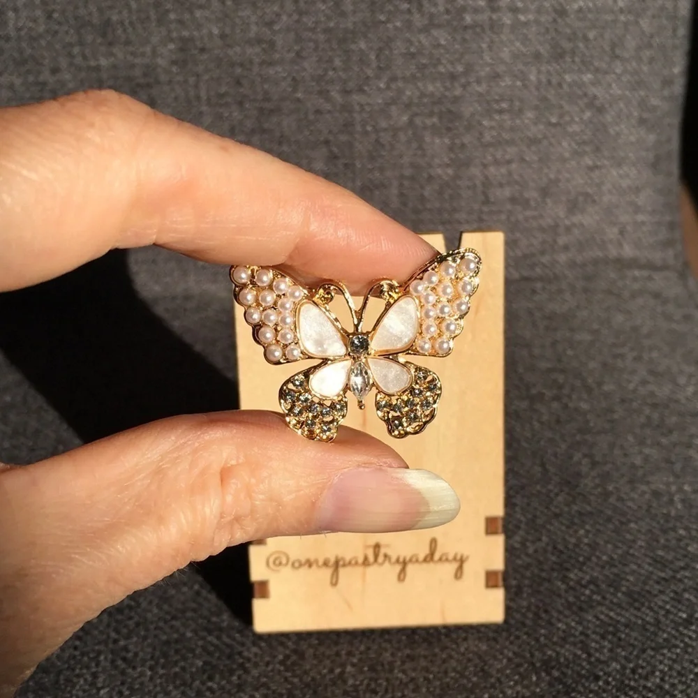 N/A gorgeous butterfly